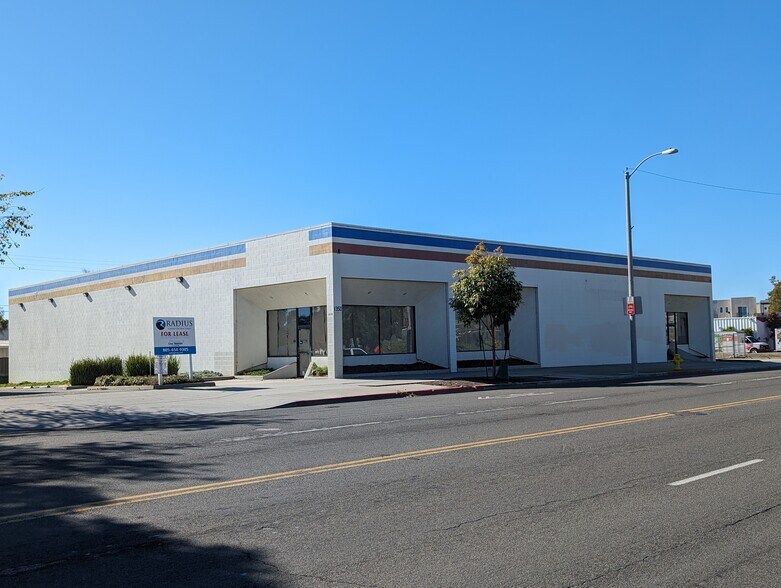More Photos Of 1350 E Thompson Blvd, Ventura General Retail For Lease