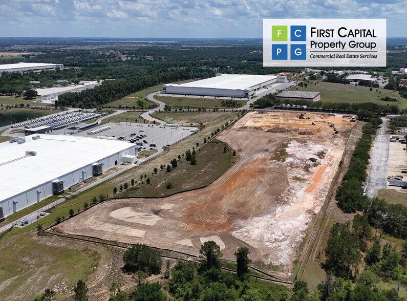 More Photos Of 7835 American Way, Groveland Warehouse For Lease