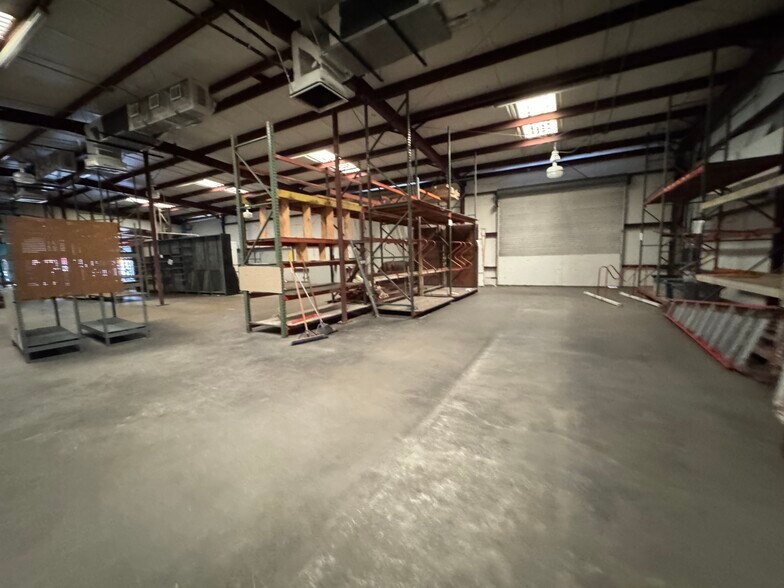 More Photos Of 3550 Recker Hwy, Winter Haven Warehouse For Sale