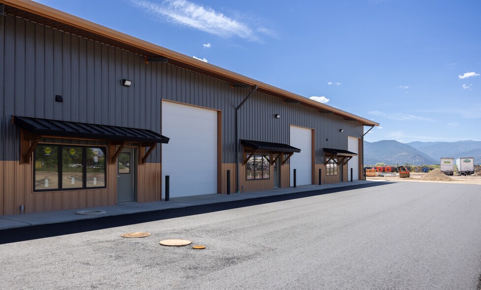 More Photos Of 9405 Futurity Dr, Missoula Warehouse For Lease