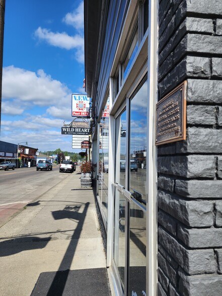 More Photos Of 291-297 Sussex Ave W, Tenino Storefront Retail Office For Sale
