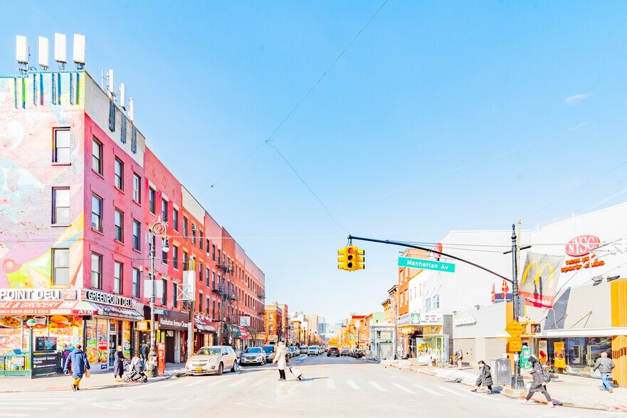 More Photos Of 47 Franklin St, Brooklyn Apartments For Sale