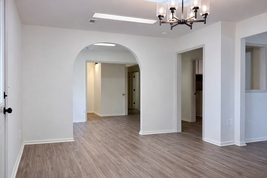 More Photos Of 421 Barony St, Moncks Corner Office For Sale