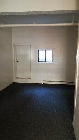 More Photos Of 666-668 Main St, Middletown Apartments For Sale