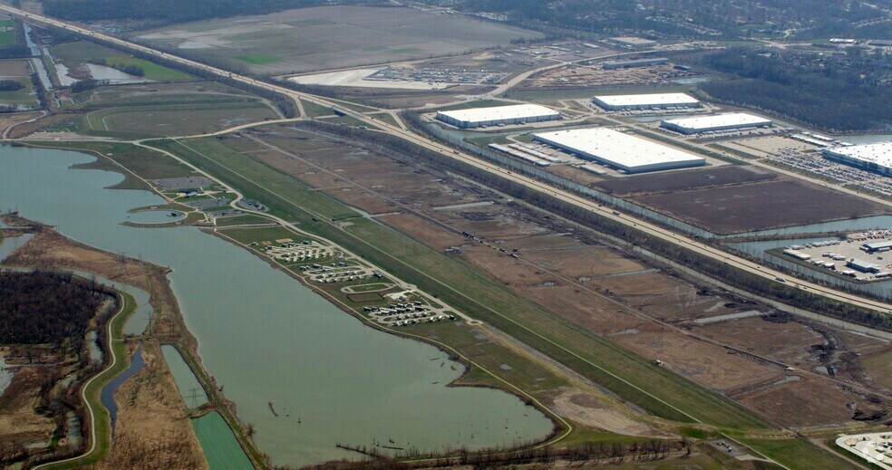 More Photos Of 12501 Spencer Rd, Saint Peters Unknown For Lease