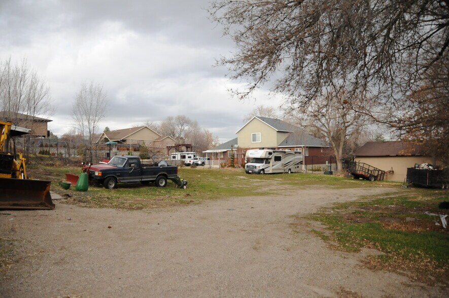 More Photos Of 2770 W 5400 S, Salt Lake City Flex For Sale