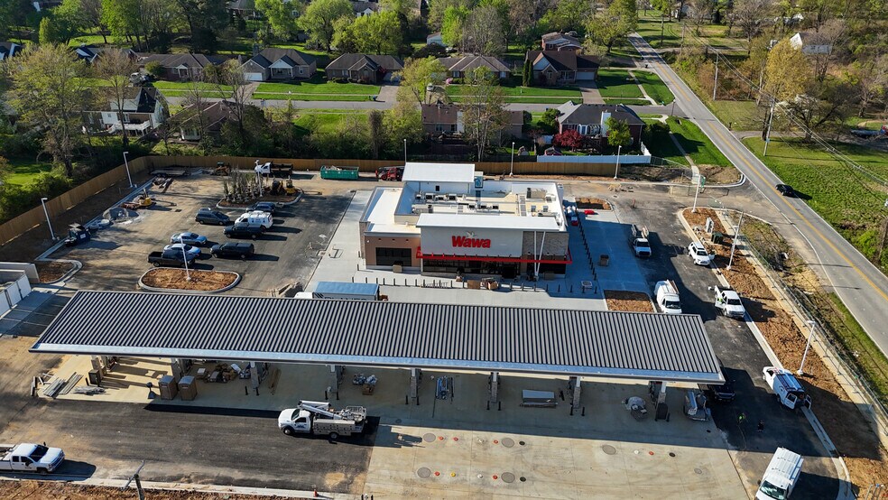 More Photos Of 7601 Vaughn Mill Rd, Louisville Convenience Store For Sale