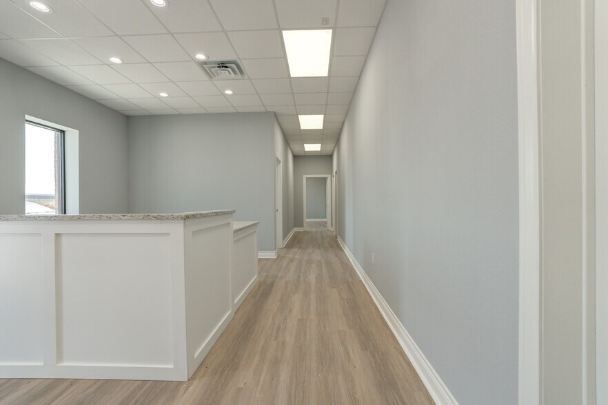 More Photos Of 9007 CR 6820, Lubbock Warehouse For Lease