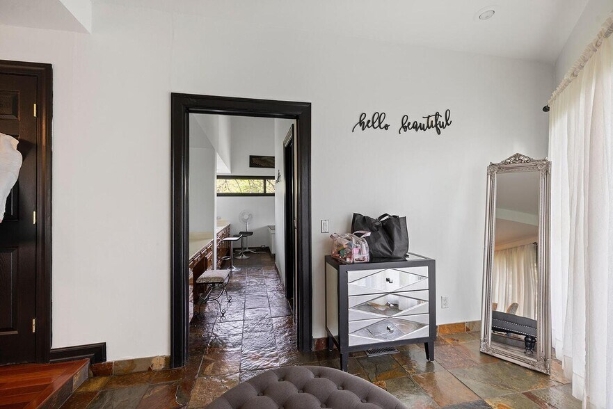 More Photos Of 381 W Guin Rd, Nixa Lodge Meeting Hall For Sale