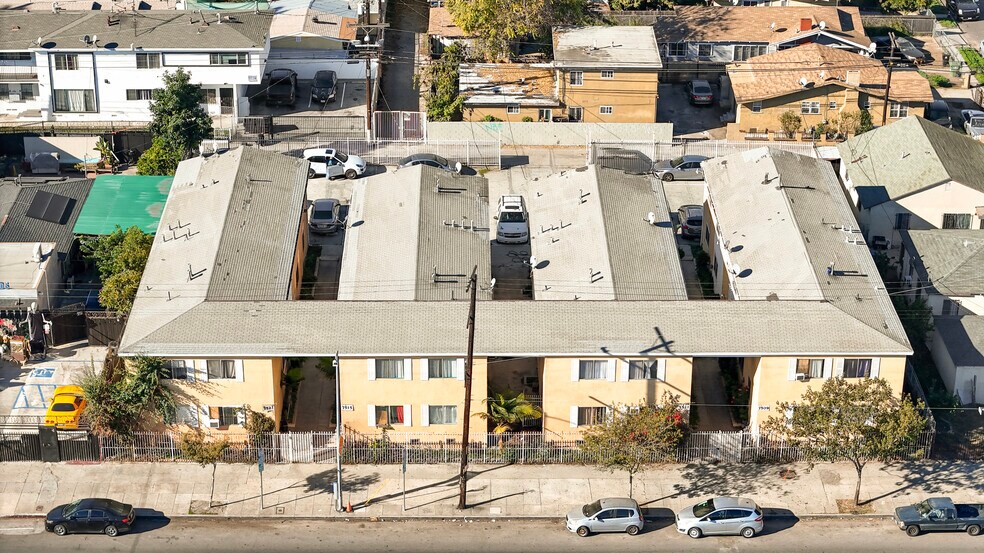 More Photos Of 7509-7521 S Broadway, Los Angeles Apartments For Sale