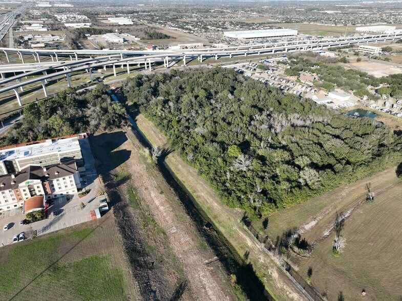 More Photos Of Beltway 8 & SH 288, Pearland Land For Sale