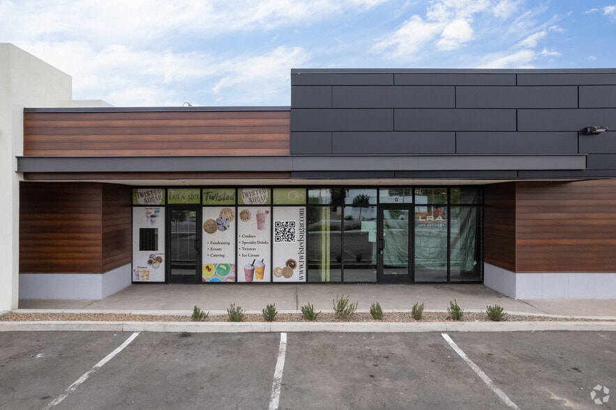 More Photos Of 144 S Mesa Dr, Mesa Restaurant For Lease