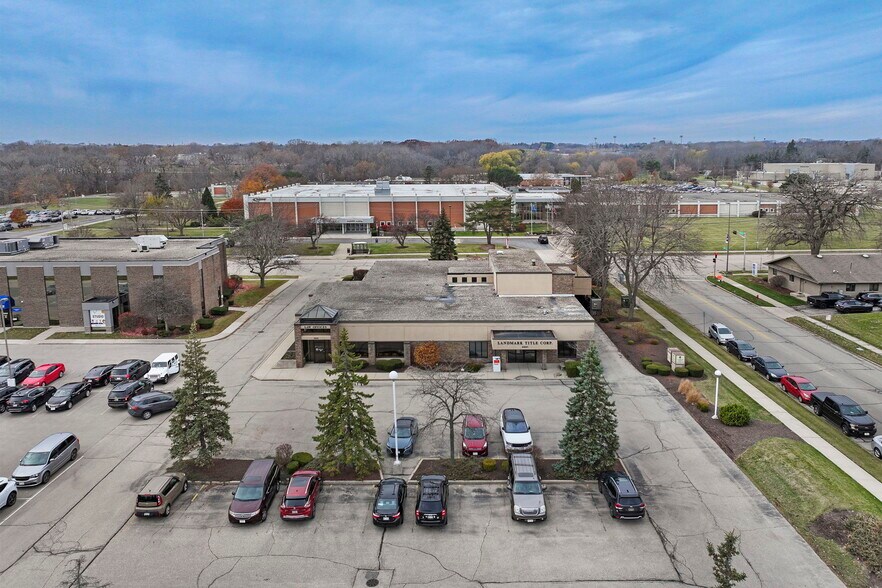 More Photos Of 3505 30th Ave, Kenosha Office For Sale