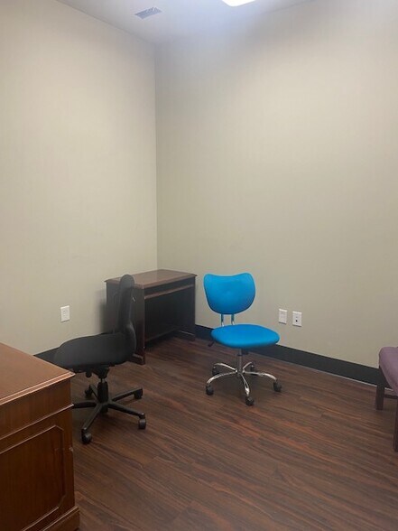 More Photos Of 634-638 Pine Ridge Dr, West Columbia Freestanding For Lease