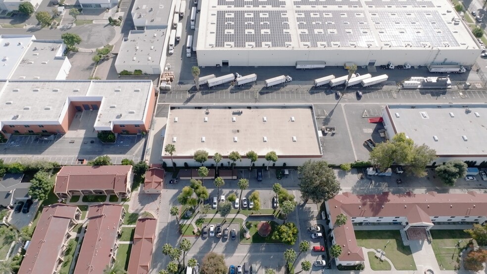 More Photos Of 14245 Lomitas Ave, La Puente Warehouse For Lease