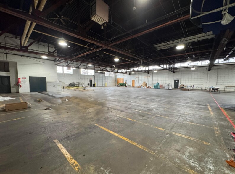 More Photos Of 1913 W State St, Bristol Warehouse For Sale