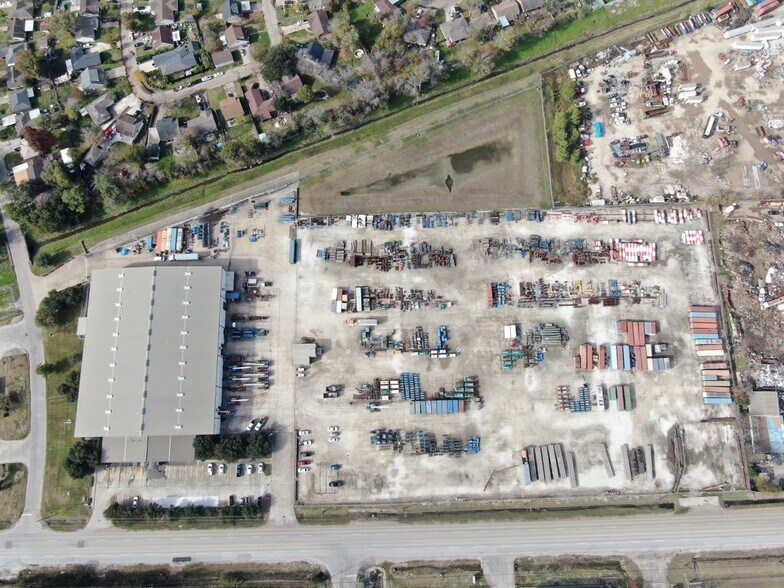 More Photos Of 9803 Sheldon Rd, Houston Manufacturing For Lease