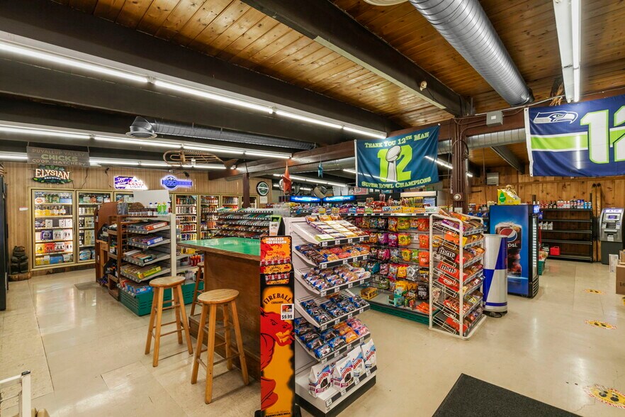 More Photos Of 3530 NE Old Belfair Hwy, Belfair Convenience Store For Sale