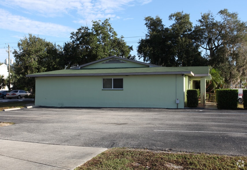 More Photos Of 795 Crestview Cir, Port Charlotte Medical For Lease