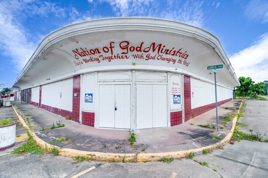 More Photos Of 2900 Luell St, Houston Distribution For Sale
