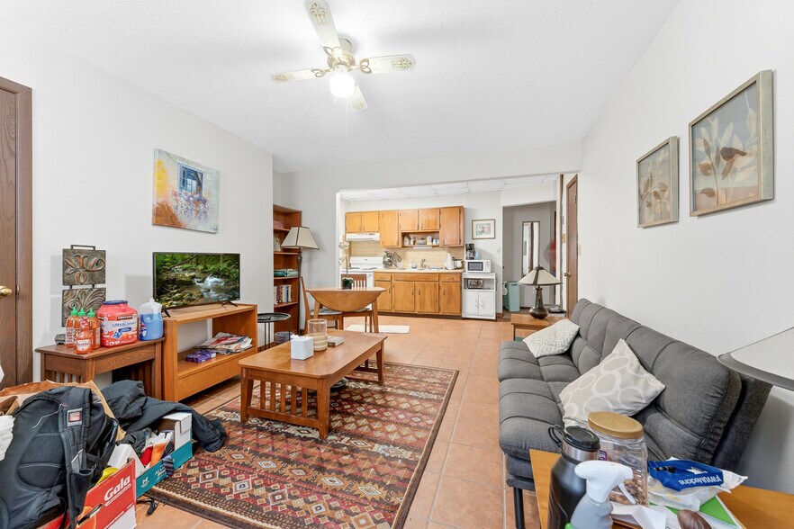 More Photos Of 320 Watts St, Morgantown Apartments For Sale