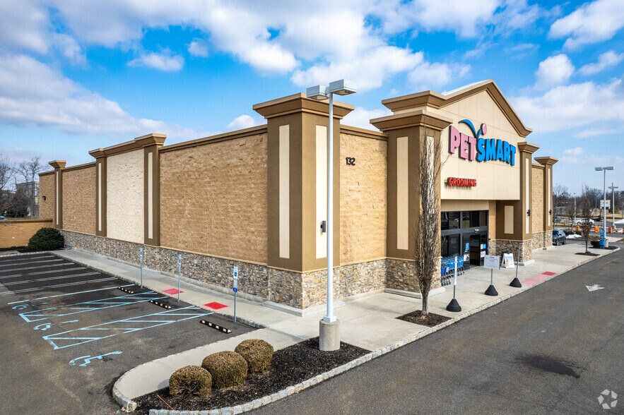 More Photos Of 136-150 State Route 31, Flemington Unknown For Lease