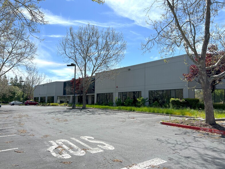 More Photos Of 5729 Fontanoso Way, San Jose Research And Development For Sale