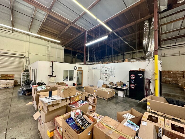 More Photos Of 1350 Citrus St, Riverside Manufacturing For Lease