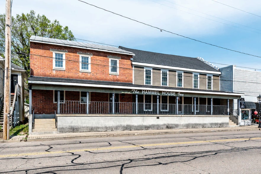 More Photos Of 121 S Main St, Waynesville Hospitality For Sale