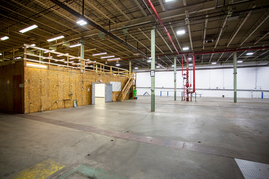 More Photos Of 435 Lancaster St, Leominster Office For Lease