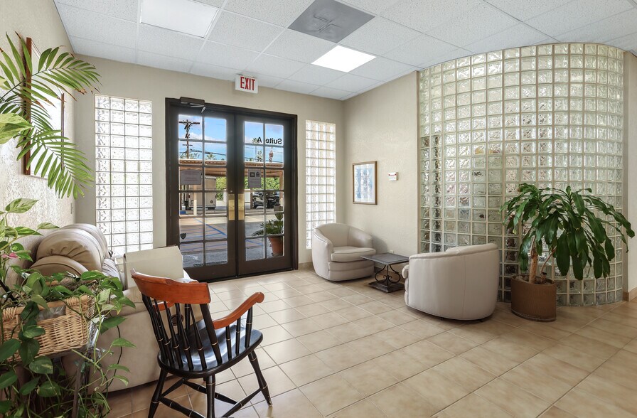 More Photos Of 2100 E Tahquitz Canyon Way, Palm Springs Medical For Lease