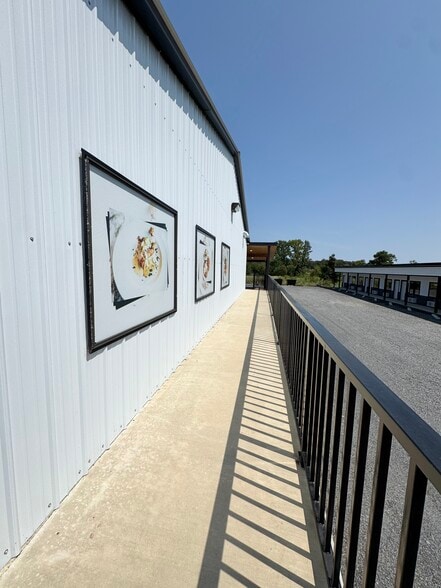 More Photos Of 500 SE Lincoln Rd, Idabel Hotel For Sale