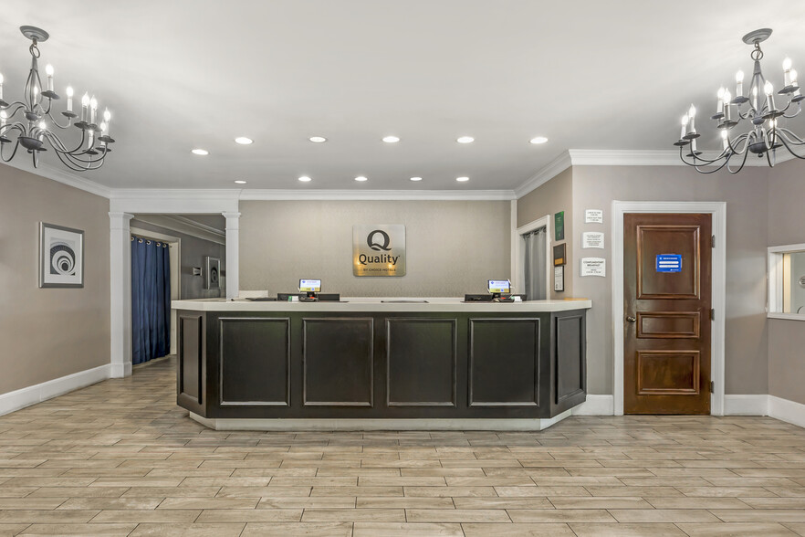 More Photos Of 8929 Old Number Six Hwy, Santee Hotel For Sale