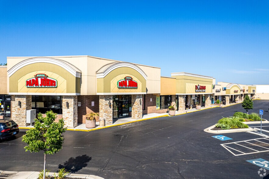 More Photos Of 101-195 N Parker St, Olathe Storefront For Lease