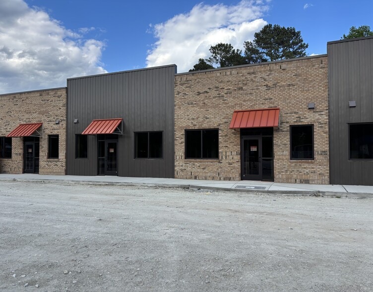 More Photos Of 823 Bell Fork Rd, Jacksonville Warehouse For Lease