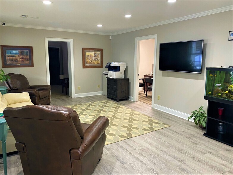 More Photos Of 1610 Dutch Fork Rd, Irmo Medical For Sale