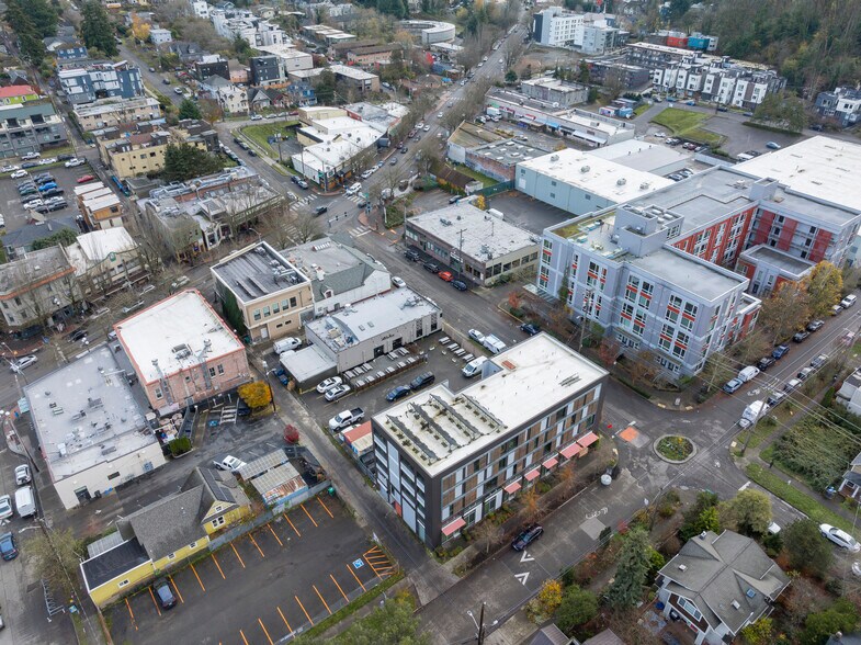 More Photos Of 3714 S Hudson St, Seattle General Retail For Sale