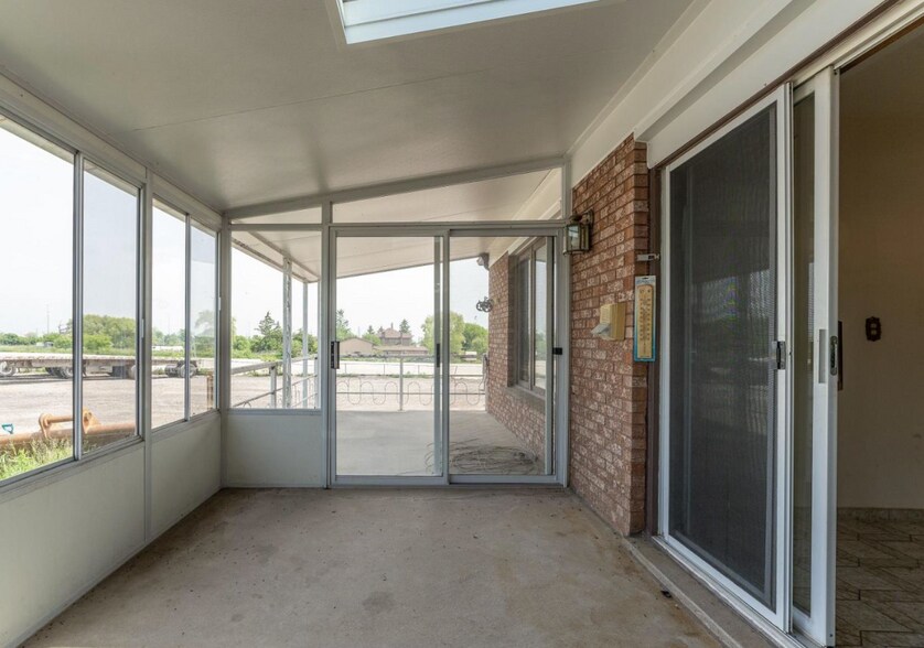 More Photos Of 2101 Ninth Line, Oakville Warehouse For Sale