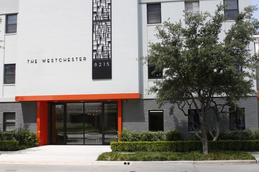 Primary Photo Of 8215 Westchester Dr, Dallas Medical For Lease