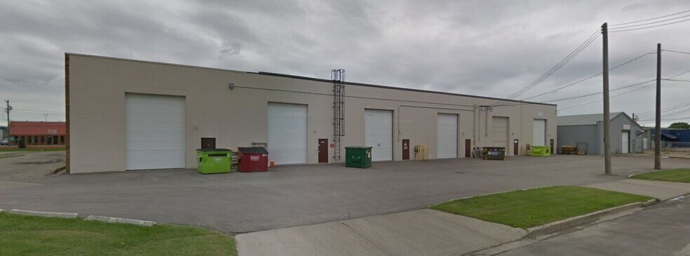 More Photos Of 14510 115 Av NW, Edmonton Service For Lease