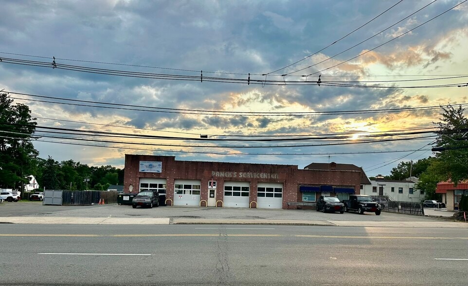 More Photos Of , Livingston General Retail For Sale