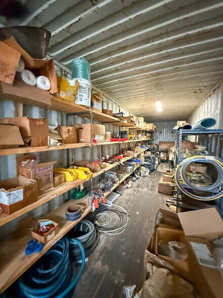 More Photos Of 5640 44th Ave S, Clinton Industrial For Sale