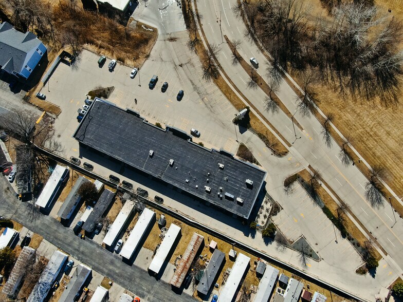 More Photos Of 525 N Peters Ave, Fond Du Lac Storefront Retail Office For Sale