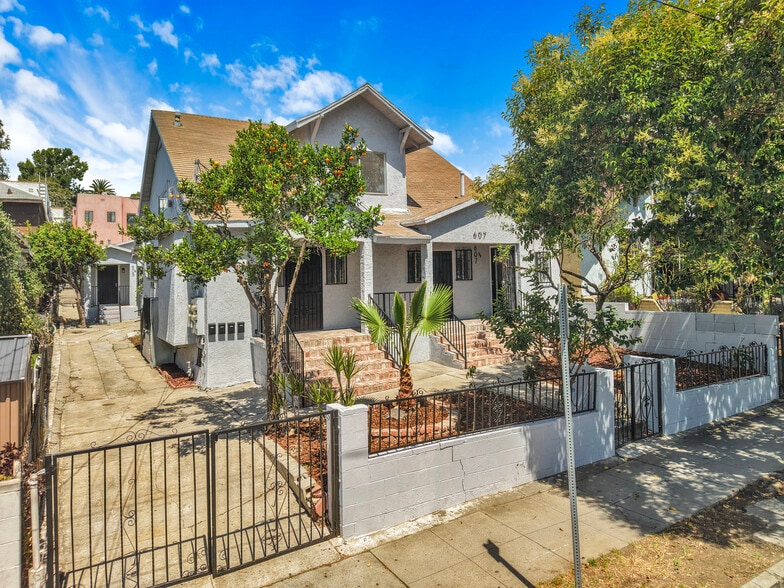 Primary Photo Of 605 N St Louis St, Los Angeles Multifamily For Sale
