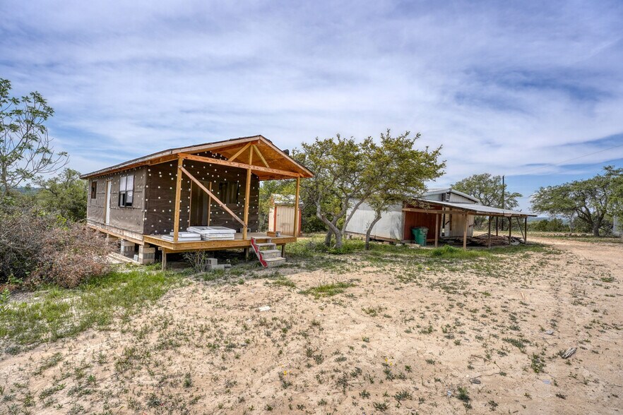 More Photos Of 8662 US 281 hwy, Blanco Land For Sale