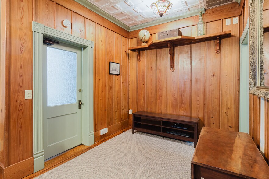 More Photos Of 37951 Meridian Ave, Dade City Office For Sale