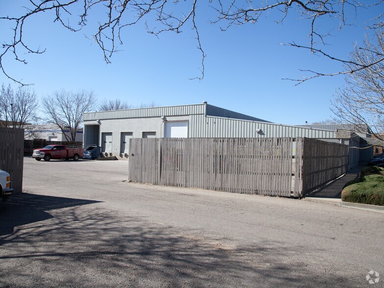 More Photos Of 5295 Vivian St, Arvada Warehouse For Sale