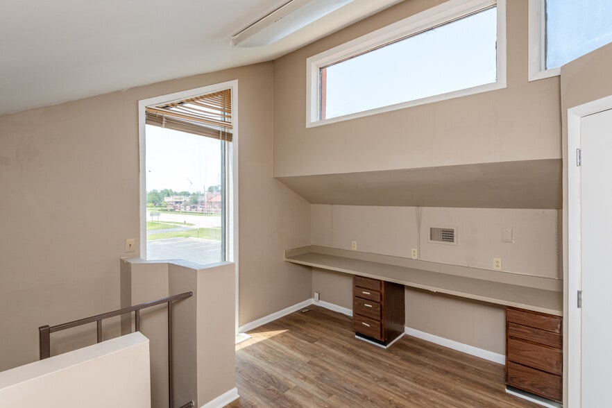 More Photos Of 6750 Brandt Pike, Huber Heights Medical For Lease