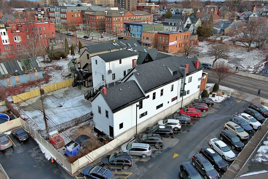 More Photos Of 568-570 Niagara St, Buffalo Storefront Retail Residential For Sale