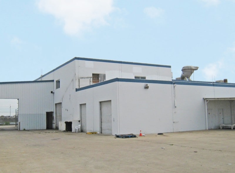 More Photos Of 1188 S Airport Way, Stockton Warehouse For Lease